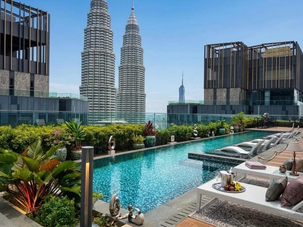 Like Home Star KLCC — 2