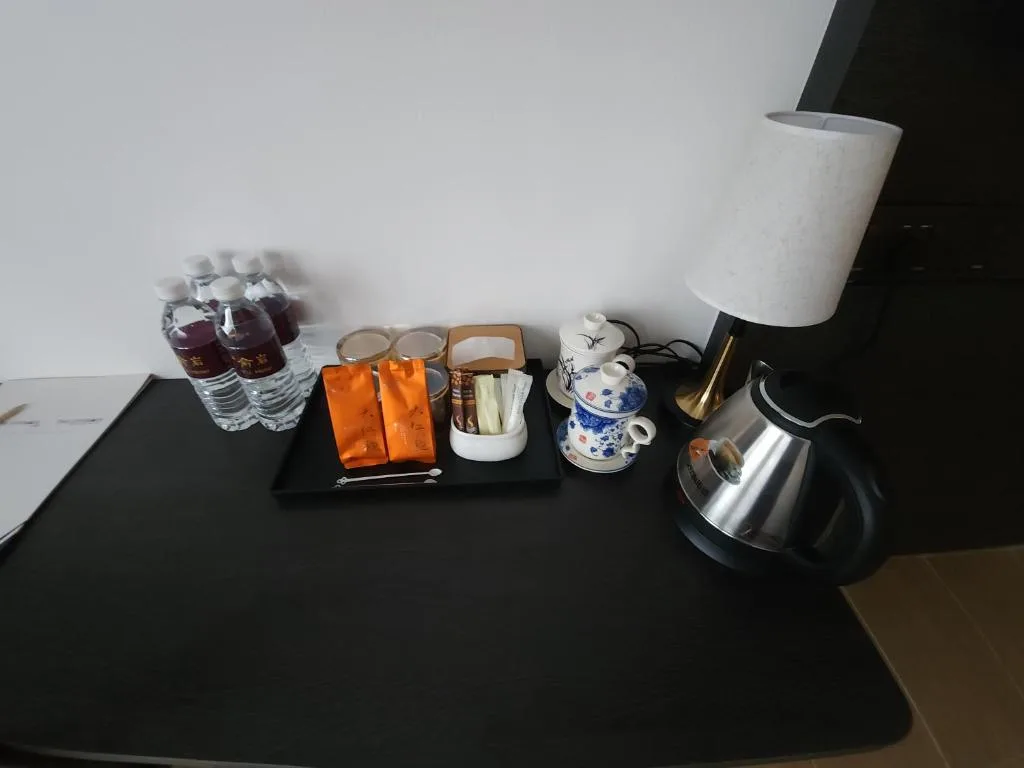 Yu Hotel Chinatown — 4