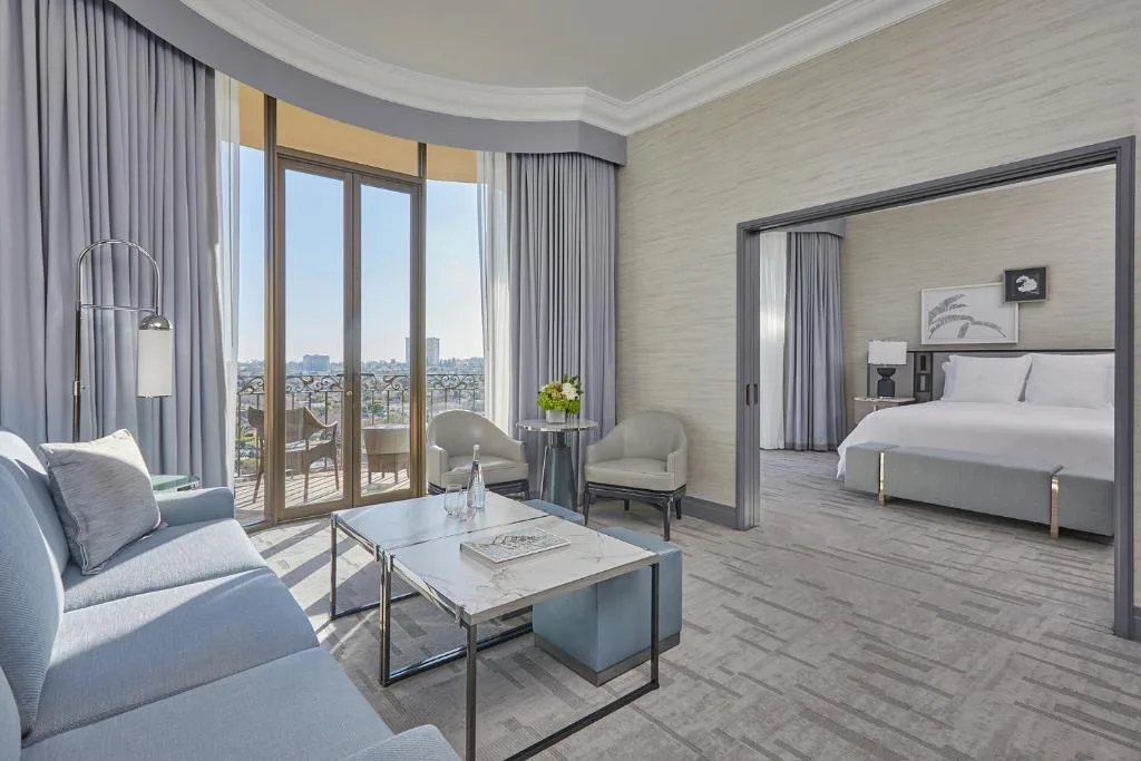 Beverly Wilshire, Beverly Hills, A Four Seasons Hotel — 2