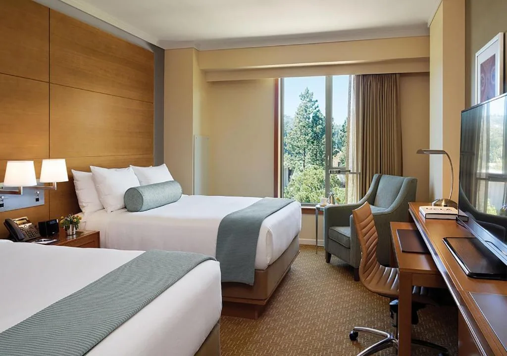 Luskin Hotel — 2