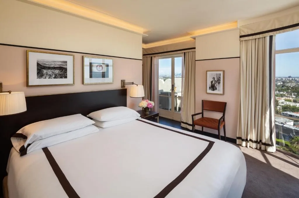 Sunset Tower Hotel — 2