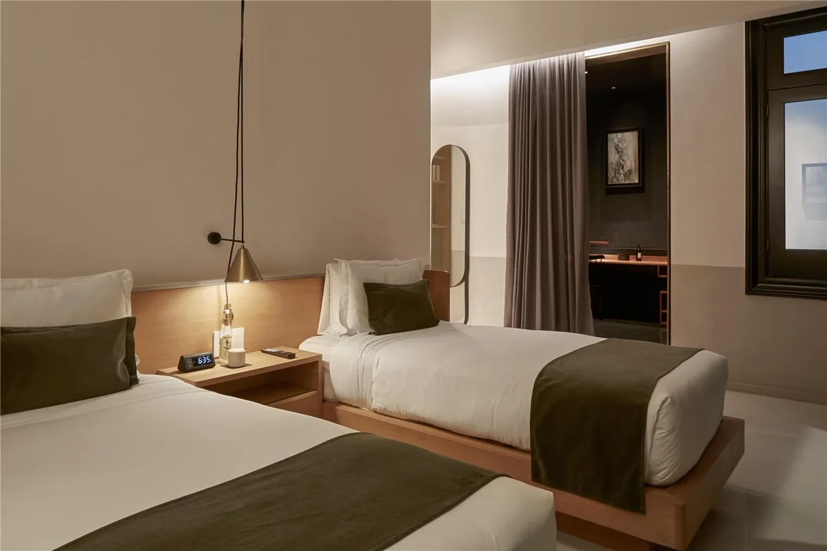 Umbral, Curio Collection by Hilton — 4