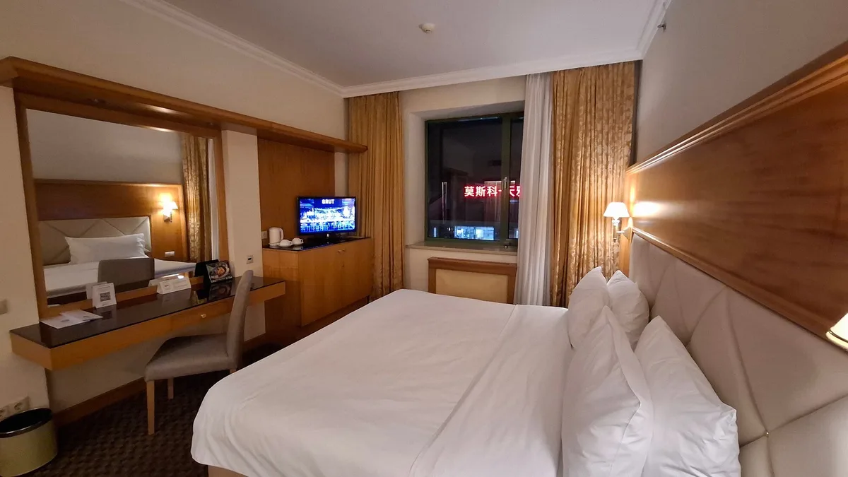 Milan Hotel — 2