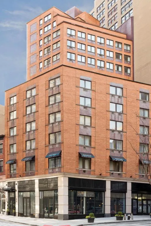 Broadway Plaza Hotel — 4