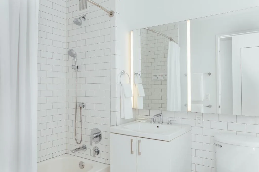 Mint House 70 Pine by Kasa — 2