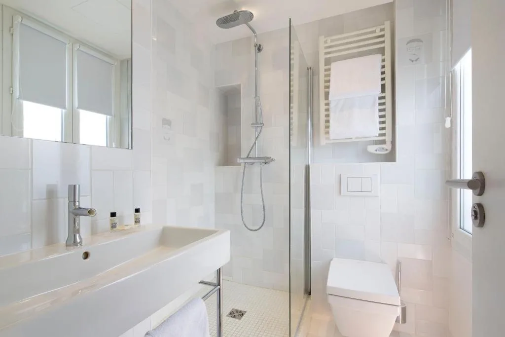 Hôtel Mistral — 3