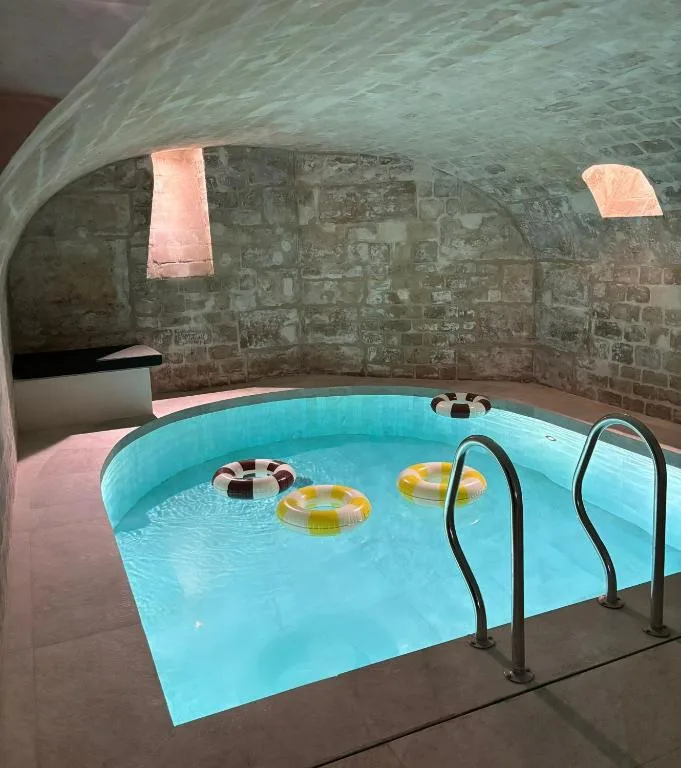 Madame Drouot & Spa - Opera — 3