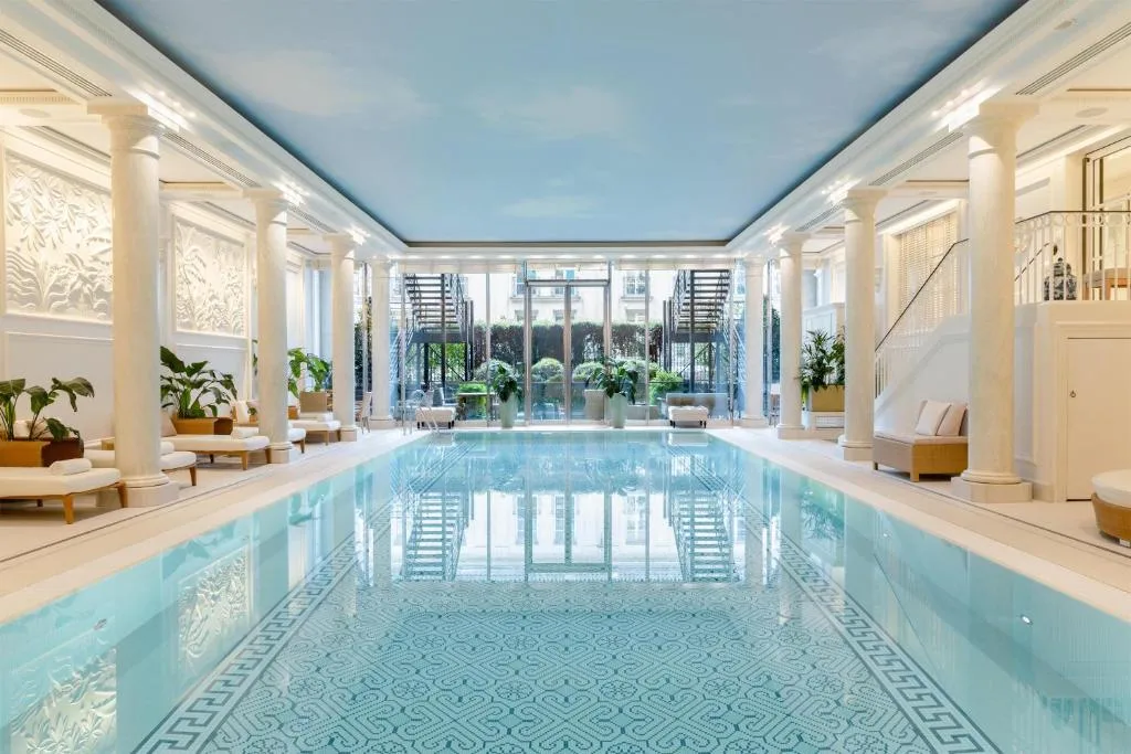 Shangri-La Paris — 2