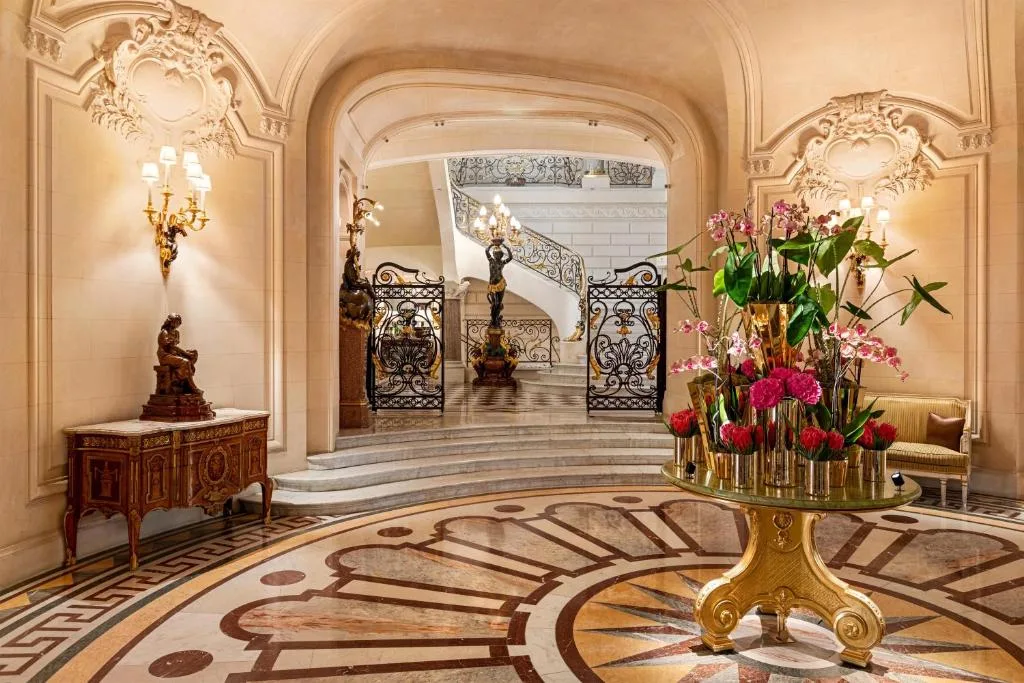Shangri-La Paris — 5
