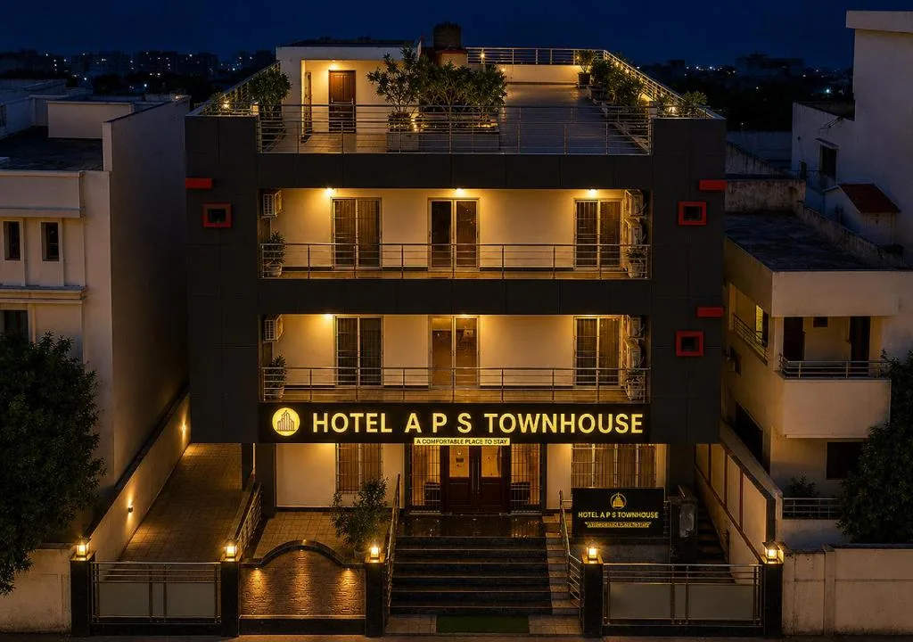 Hotel A P S Townhouse — 5