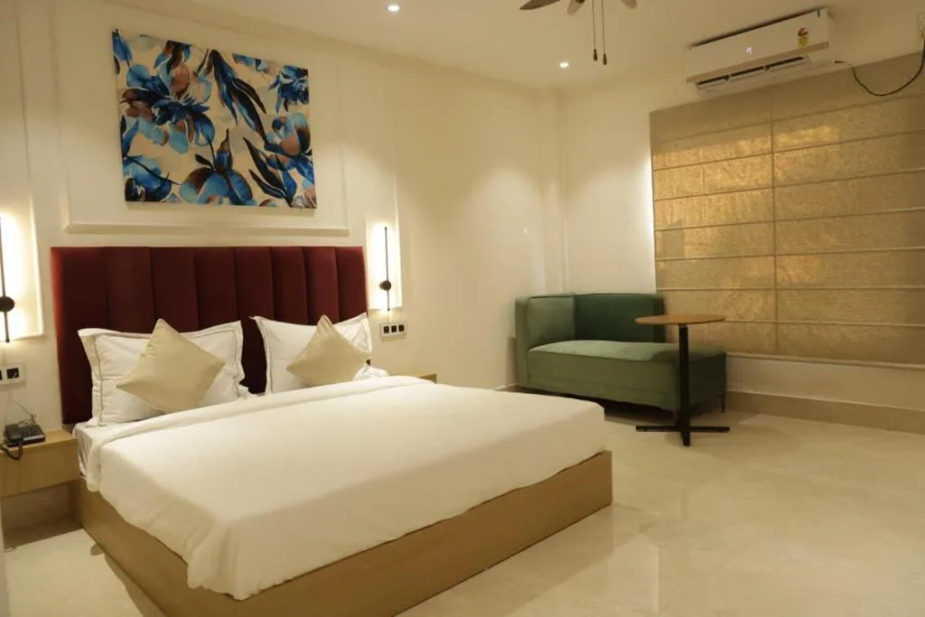 Hotel Amber Inn - 800m from Prayagraj Junction — 2