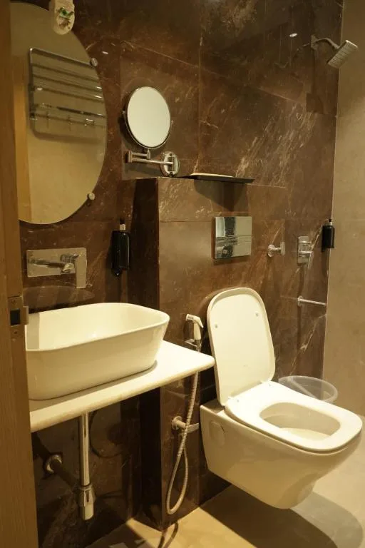 Hotel Amber Inn - 800m from Prayagraj Junction — 3