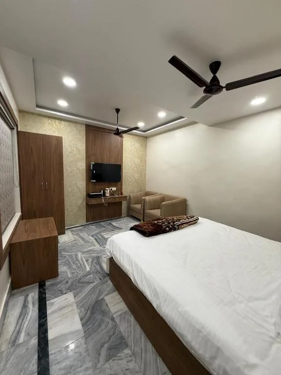 Icon Residency Inn — 5