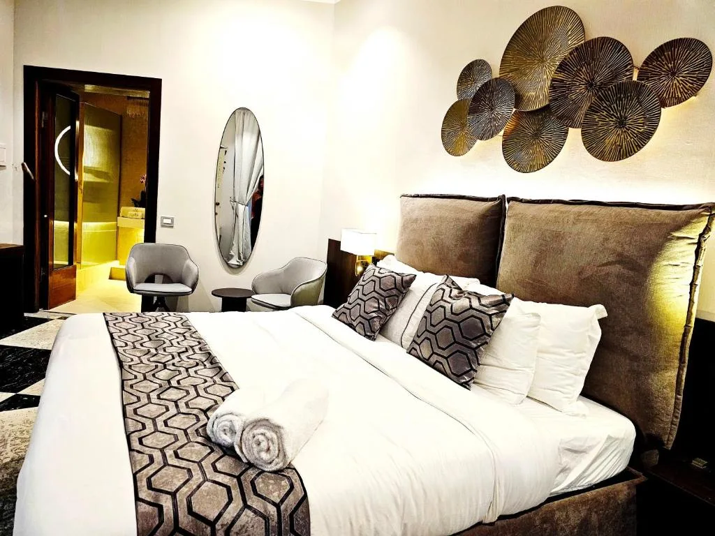 STOA ROME Boutique Suites — 3