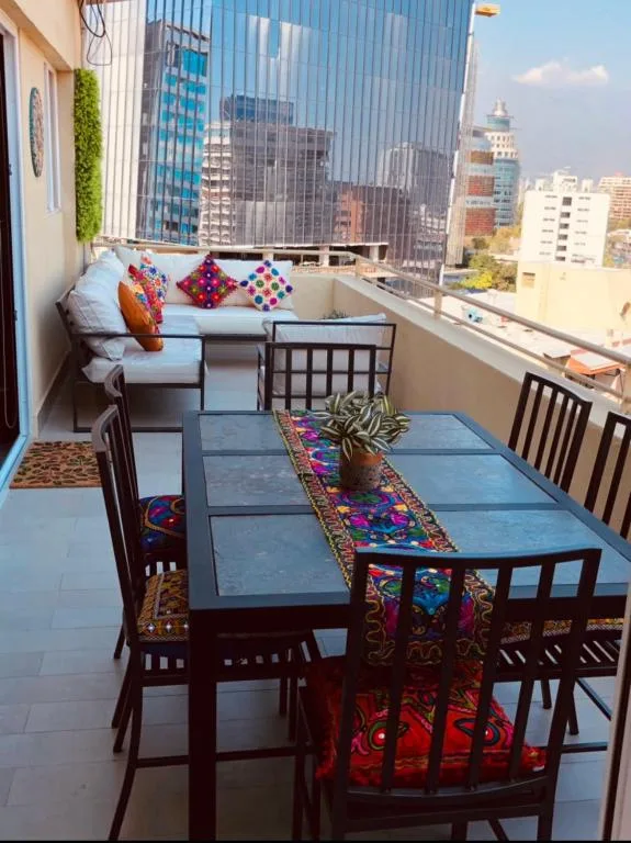 Apartament Condo Amueblado, ENCOMENDEROS 200 El Golf, Las Condes Santiago con vista al Costanera Center
