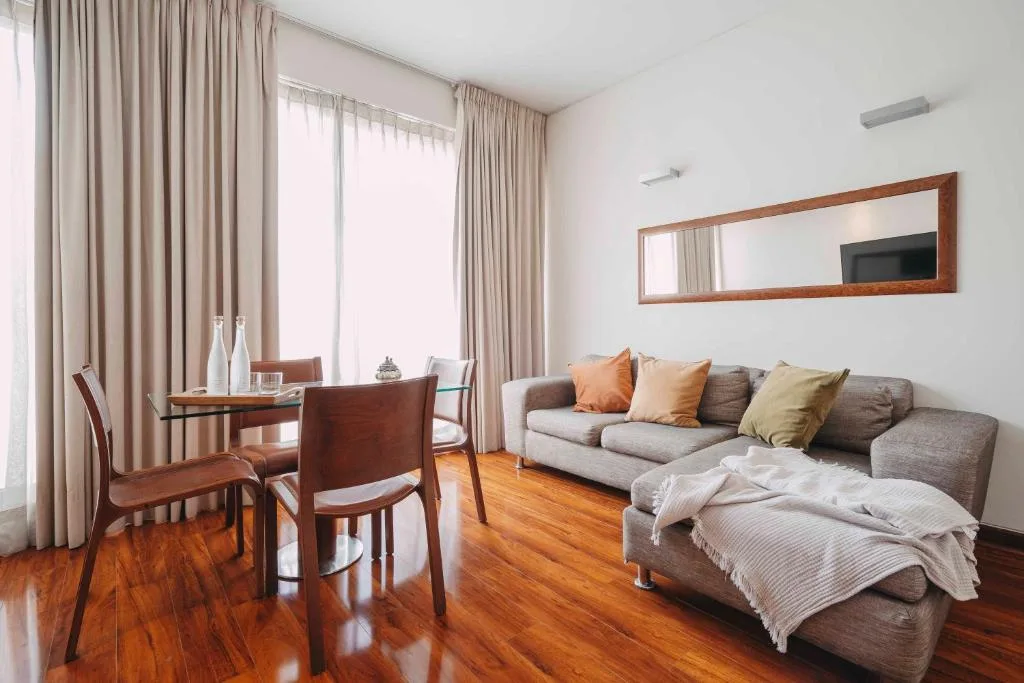 Time Select - Elegant Apartments — 5