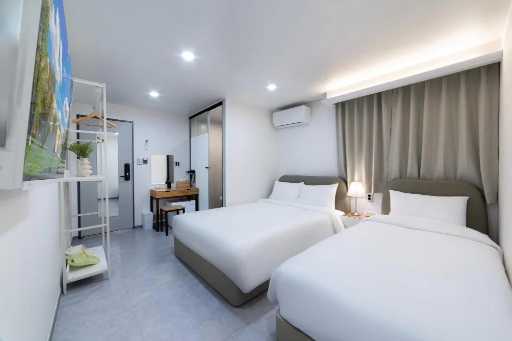 Dongdaemun Stay Garden — 2