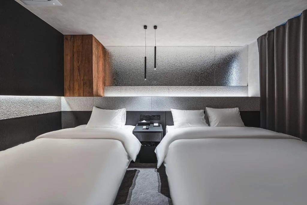 GOYOO INN & homes — 5