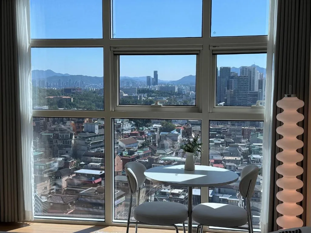 Seoul Station Studio-City View — 4
