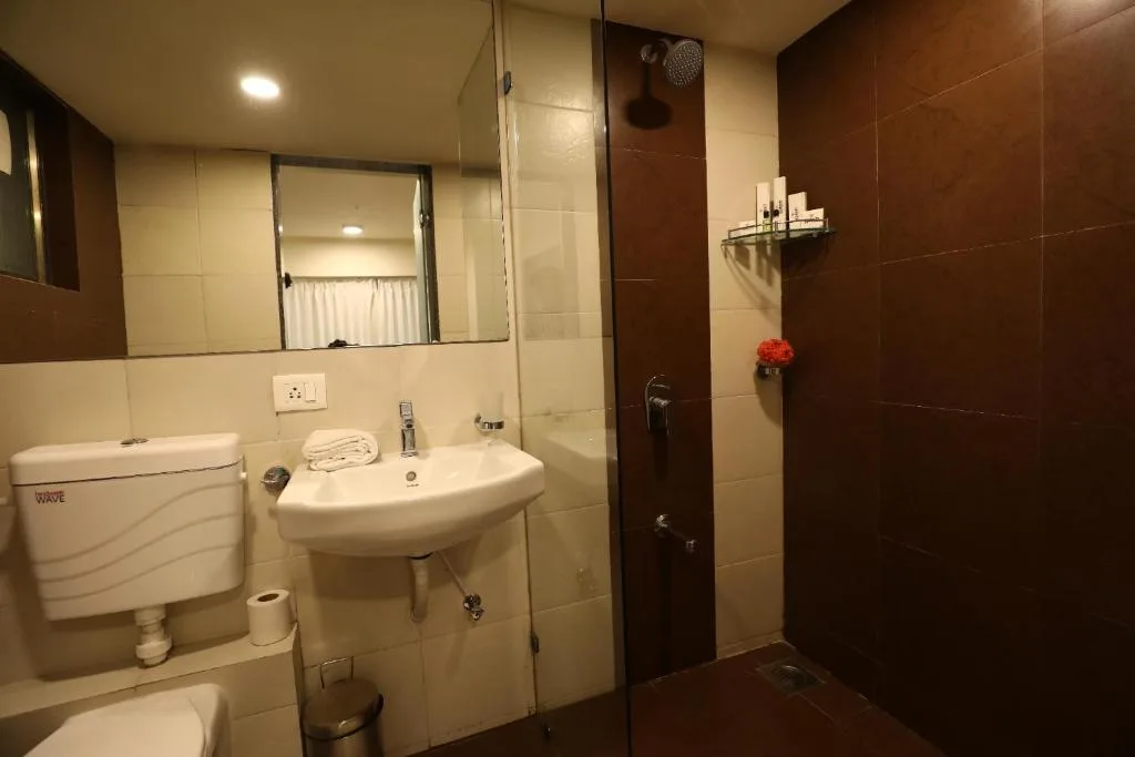 7 star Weekend studio at Rajhans Belliza by Global Hospitality — 3