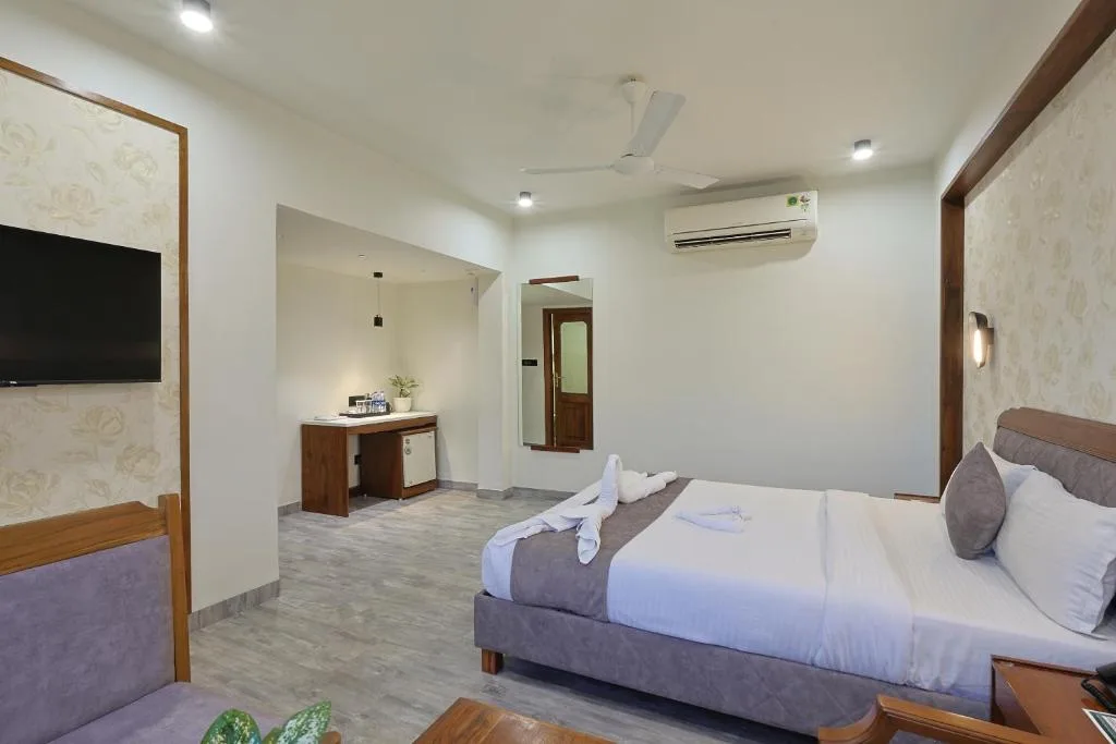 Hotel Apex — 5