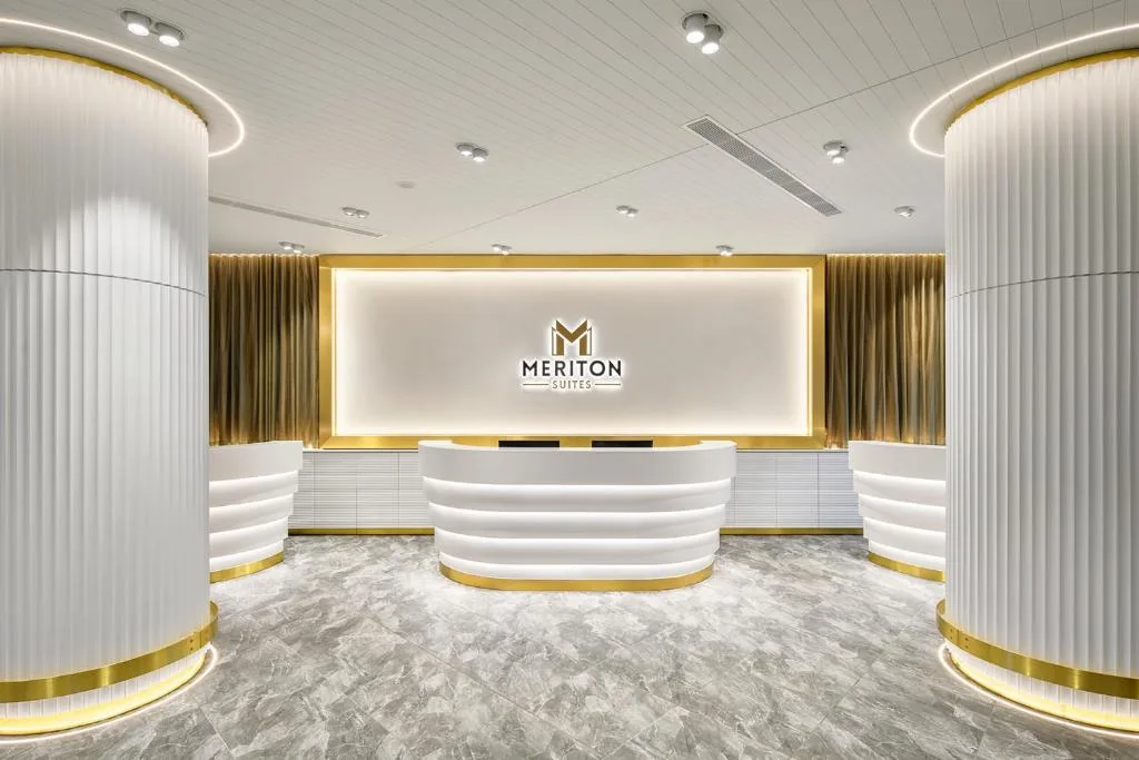 Meriton Suites Bondi Junction — 2