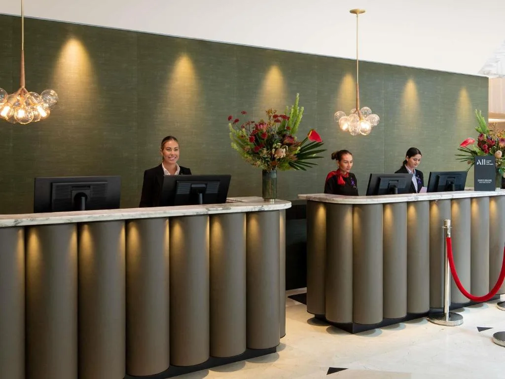 Swissotel Sydney — 3