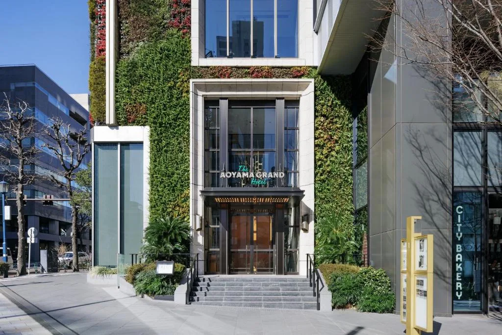 THE AOYAMA GRAND HOTEL — 2