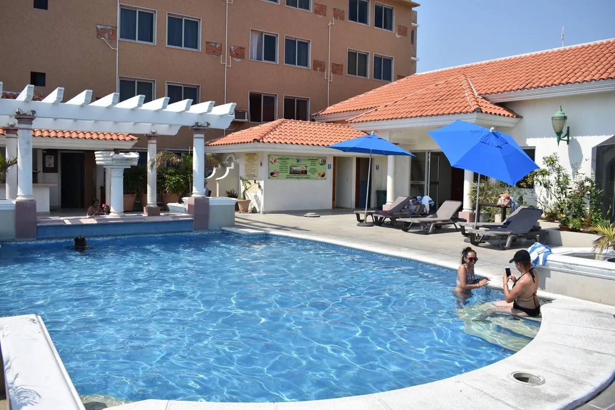 Hotel Baluarte — 3