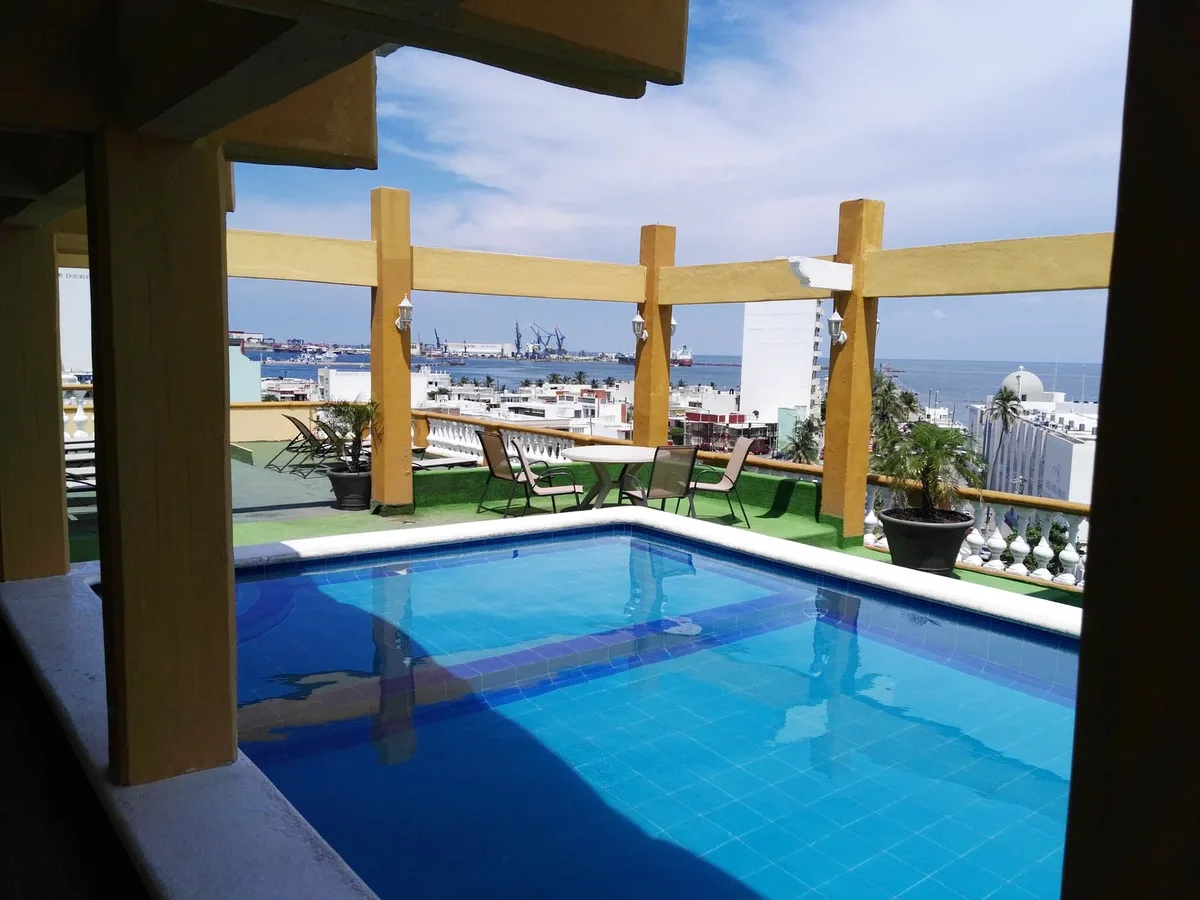 Howard Johnson by Wyndham Veracruz — 2