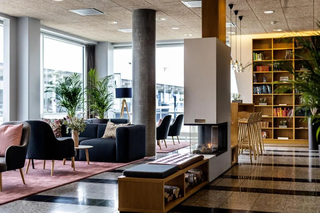 Aalborg Airport Hotel - 4-star hotel in Aalborg, Aalborg - photo 1
