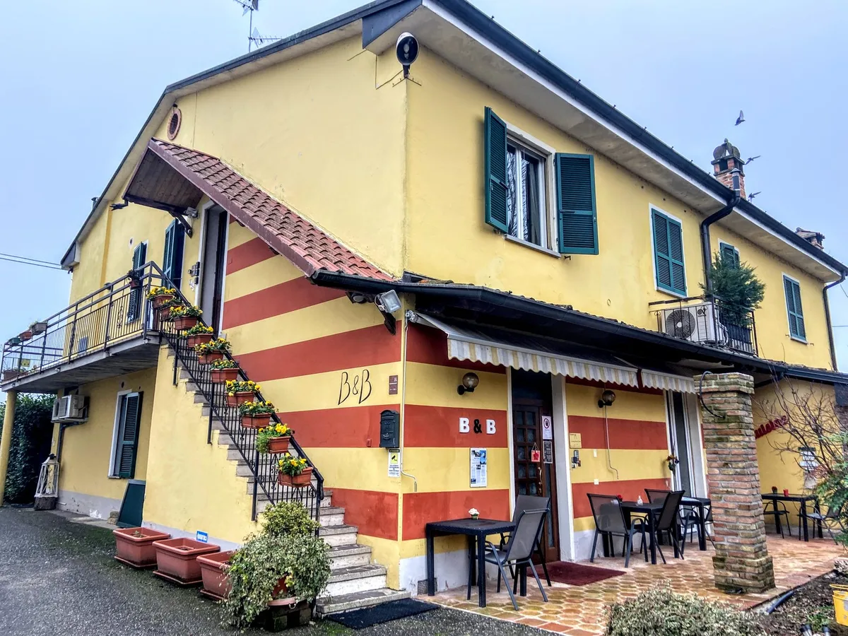 B&B Countryhousecrema - 4-star hotel in Abbadia Cerreto, Abbadia Cerreto - photo 1