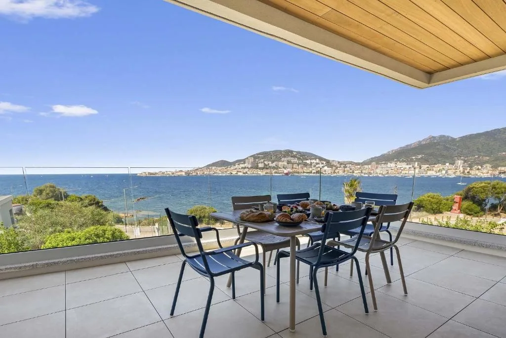 Novaya Suites - Hotel de 4 estrellas en Ajaccio, Ajaccio - photo 1