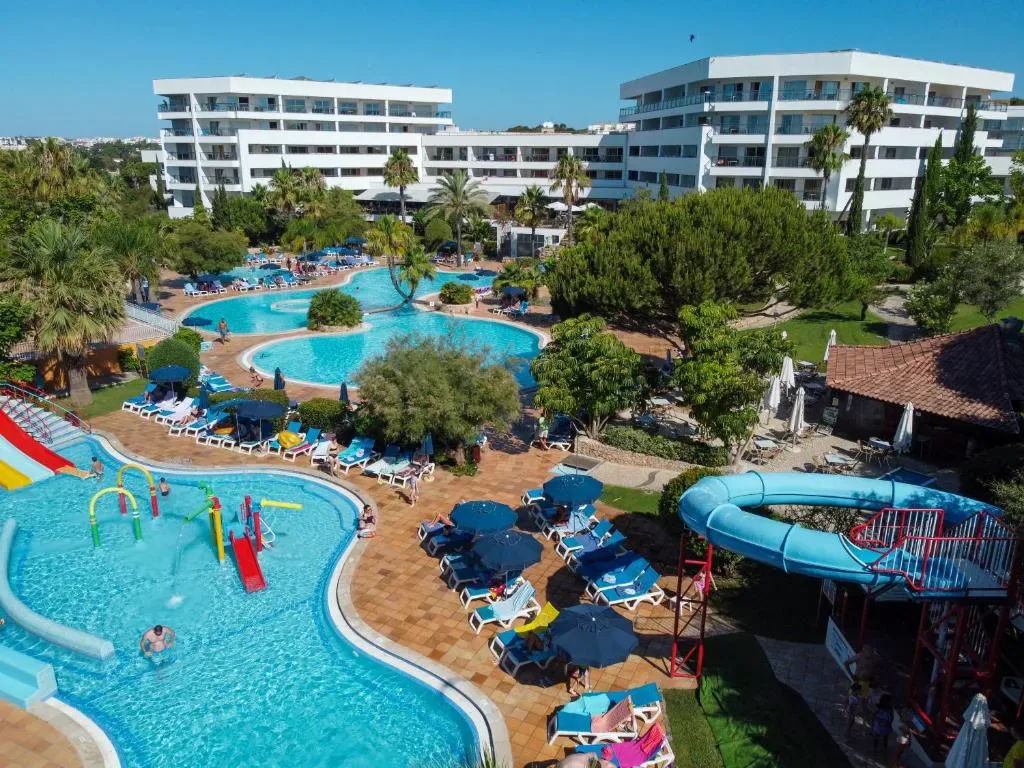 Alfagar Aparthotel - 4-star hotel in Cerro da Águia, Albufeira - photo 1