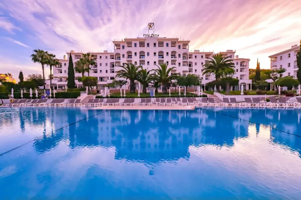 Vila Petra - 4-star hotel in Areias de São João, near The Strip, Albufeira - photo 1