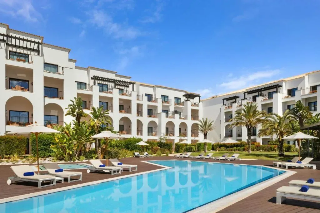 Pine Cliffs Ocean Suites - Hôtel 5 étoiles, Praia da Falesia, Pine Cliffs Resort, Albufeira - photo 1