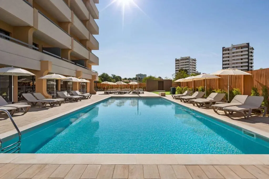 Wyndham Residences Alvor Beach frente à Praia do Alvor, Algarve