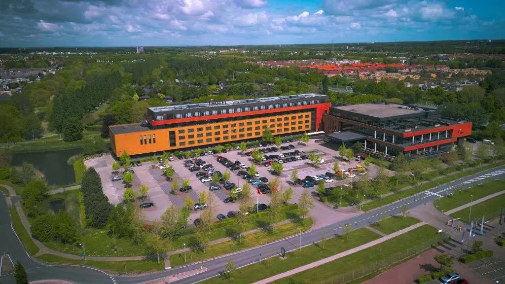 Van Der Valk Hotel Almere - 4-star hotel in Almere, Almere - photo 1