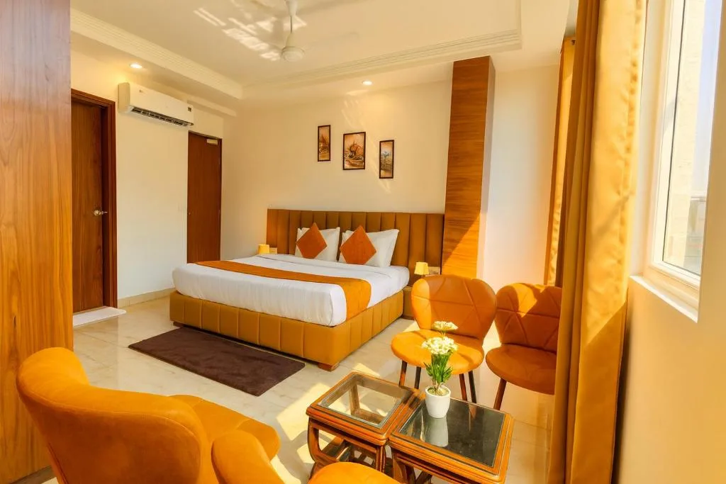 Hotel La Casa, Amritsar #swimming pool #prime location #luxury rooms #best selling hotel near golden temple - Hôtel 4 étoiles, Amritsar, Amritsar - photo 1