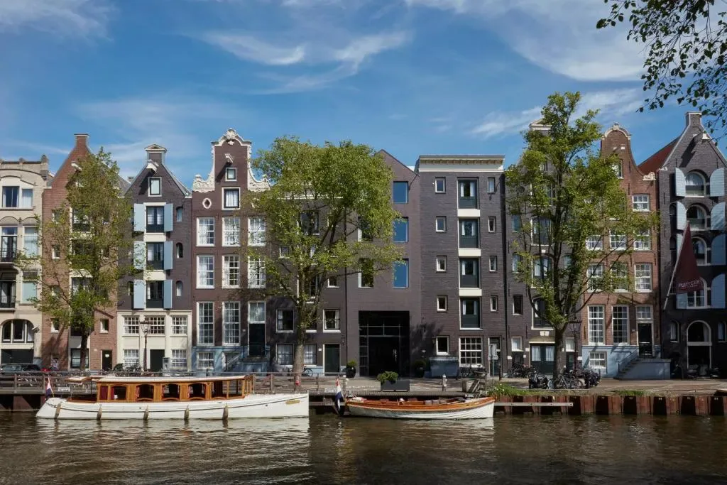 Façade du Pulitzer Amsterdam au bord du Prinsengracht