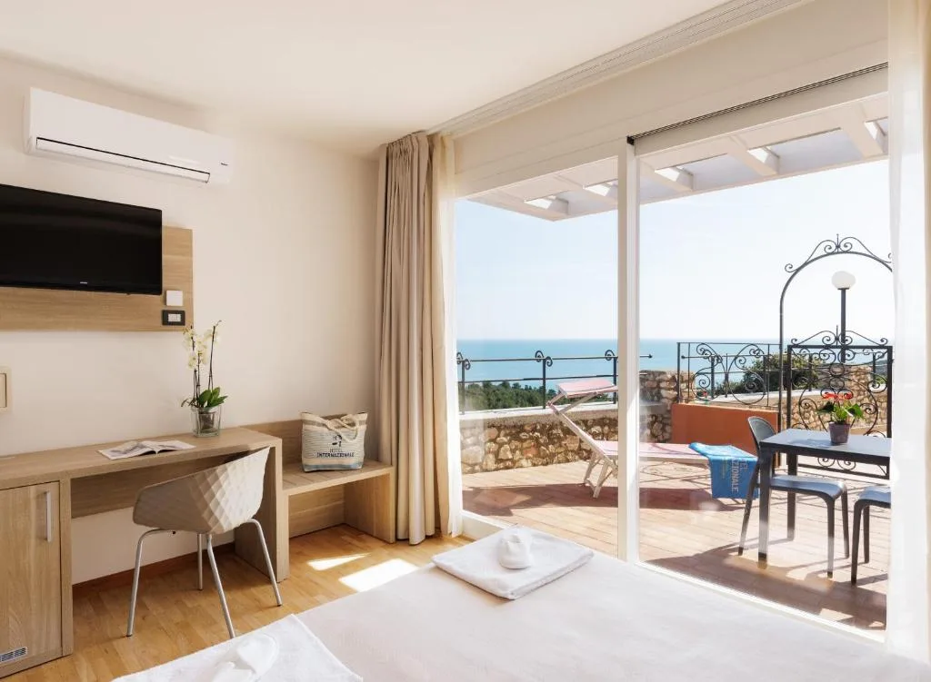 Hotel Internazionale - 3-star hotel in Ancona, Ancona - photo 1