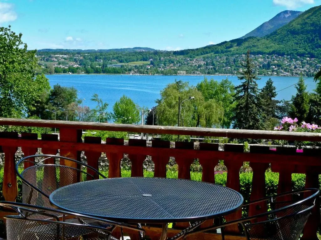 Hotel des Marquisats - Hotel de 3 estrelas em Marquisats lakefront, Annecy - photo 1