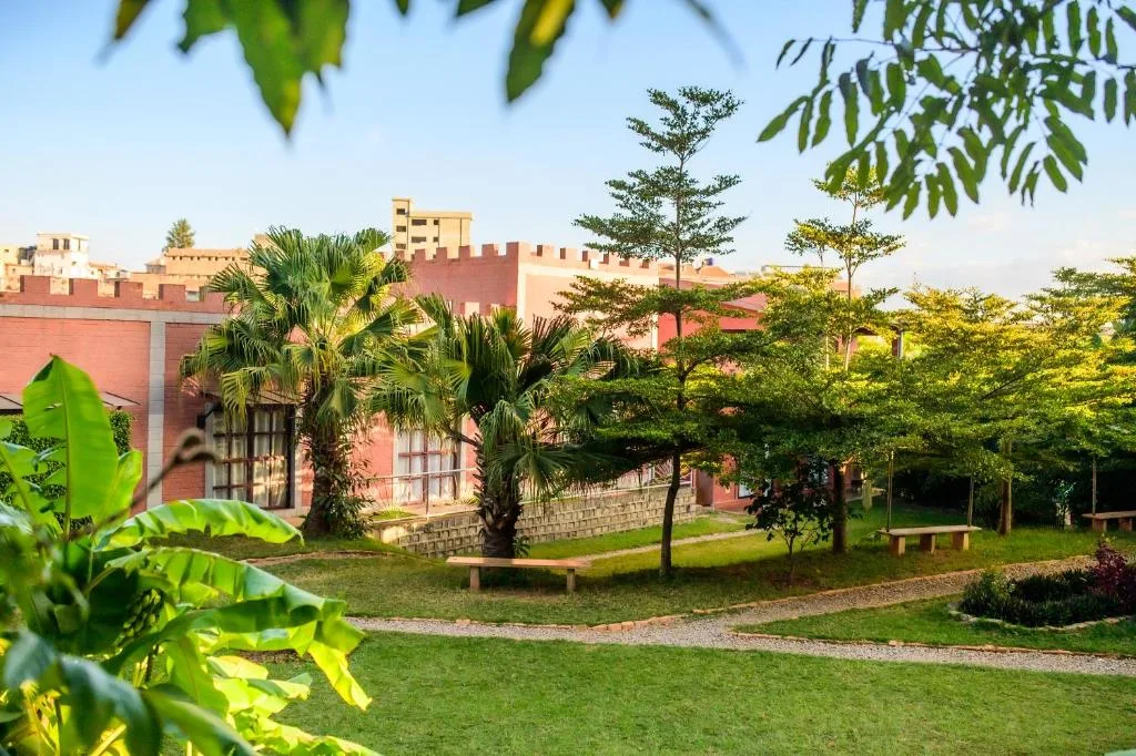 Le Chat'o Park Hotel Ivato Airport NAVETTE GRATUITE H24 - Hotel de null estrelas em Antananarivo, Antananarivo - photo 1
