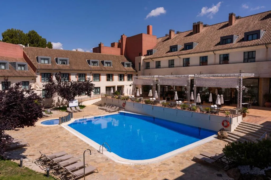 Silken Antequera Hills - 4-star hotel in Antequera, Antequera - photo 1