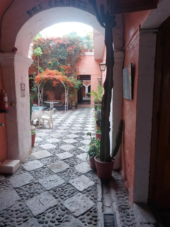 Posada Nueva España - Hotel de 3 estrellas en Arequipa, Arequipa - photo 1