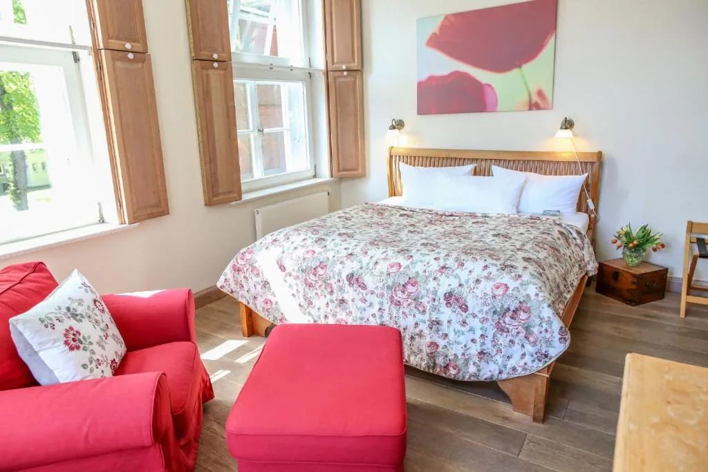 Altstadthotel Twardokus - null-star hotel in Aurich, Aurich - photo 1