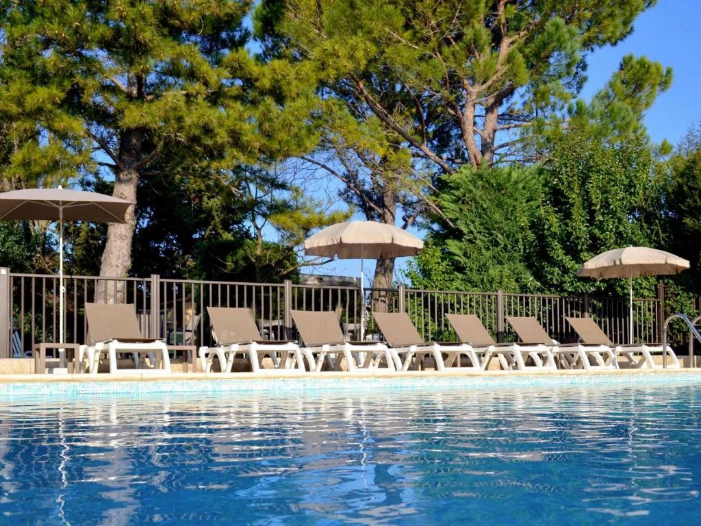 ibis Avignon Sud - 3-star hotel in Avignon, Avignon - photo 1