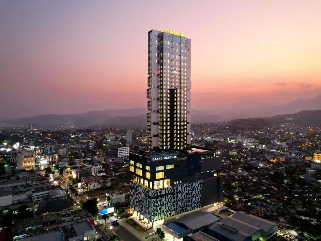 Grand Mercure Lampung - Hotel de 5 estrellas en Bandar Lampung, Bandar Lampung - photo 1