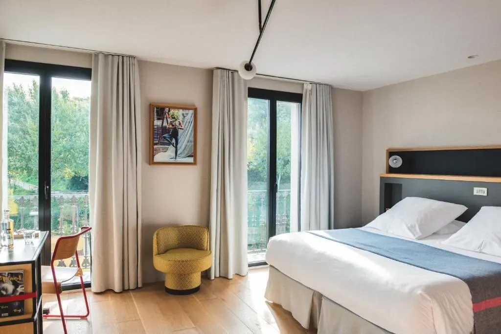 Hotel Brummell - 4-star hotel in Sants-Montjuïc, Barcelona - photo 1