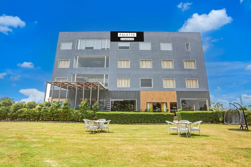 Palette by CheckIn Bareilly Formerly Bellazio Suites - Hotel de 4 estrelas em Bareilly, Bareilly - photo 1